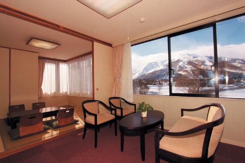Hotel Hakuba Exterior photo