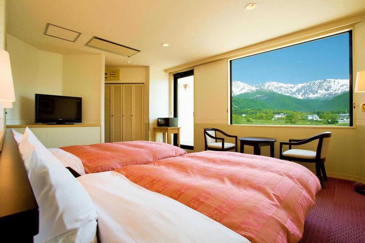 Hotel Hakuba Exterior photo